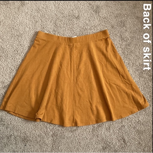 Forever 21 mustard/golden yellow/orange plain circle/skater skirt, Medium - Picture 7 of 12